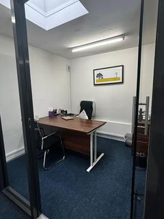 Office to rent, Bedfont Lane, Feltham, Greater London, TW14