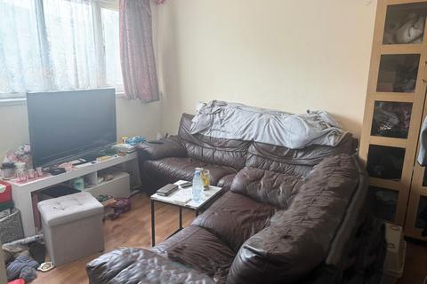 1187 Newham Way, London, E6 5JJ