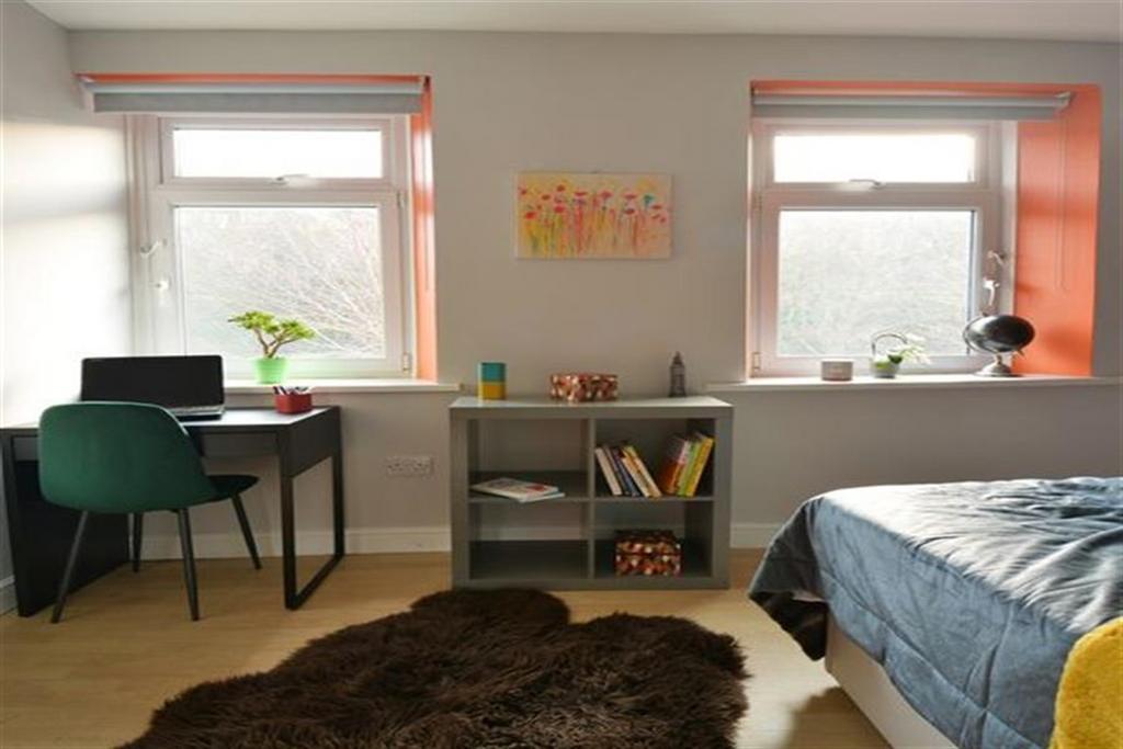 Room 1