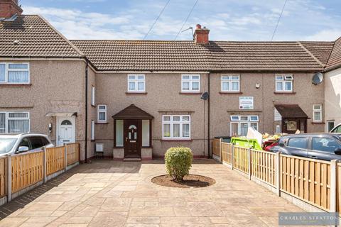 93 Straight Road, Harold Hill, Romford, RM3 7JD