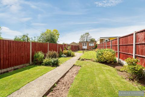 93 Straight Road, Harold Hill, Romford, RM3 7JD