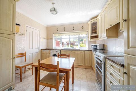 93 Straight Road, Harold Hill, Romford, RM3 7JD