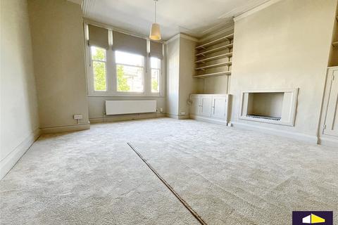 Studio to rent, Holmdene Avenue, London, SE24