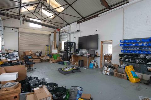Warehouse to rent, Maple Works, Redhill RH1