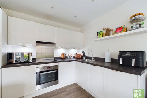 2 bedroom apartment for sale, Sterling Square, Broad Lane, Bracknell, RG12