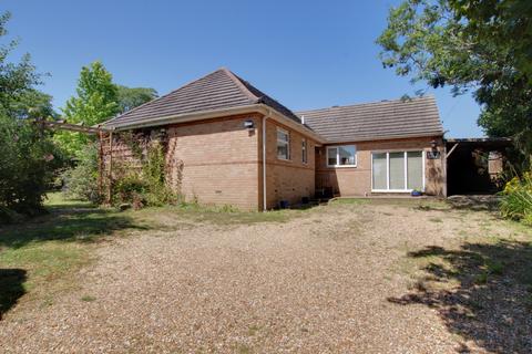 3 bedroom detached bungalow for sale, Bedhampton Hill, Bedhampton, Havant