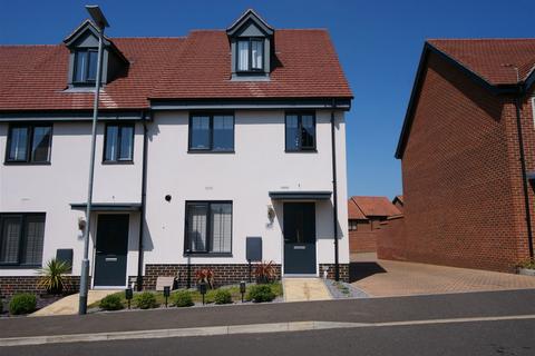 3 bedroom end of terrace house for sale, Baines Way, Framlingham, Suffolk