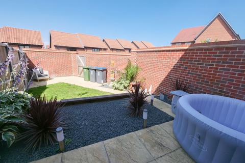 3 bedroom end of terrace house for sale, Baines Way, Framlingham, Suffolk