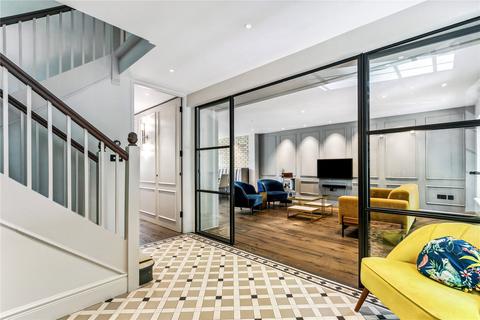 11 Carlton Gardens, London, W5 2AN