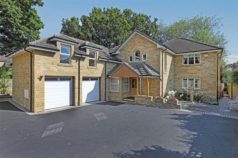 4 bedroom detached house for sale, The Balk, Walton, Wakefield, West Yorkshire, WF2