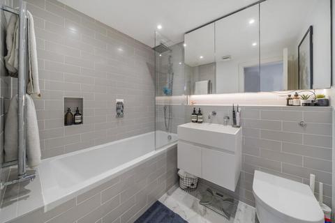 1 bedroom flat for sale, Mysore Road, Battersea