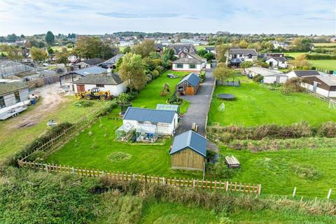 5 bedroom detached bungalow for sale, Preesall FY6