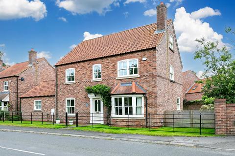 5 bedroom detached house for sale, Main Street, Kelfield, York, North Yorkshire, YO19 6RG