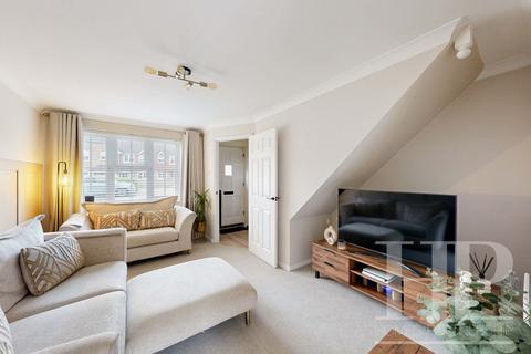 2 bedroom terraced house for sale, Ropeland Way, Horsham RH12