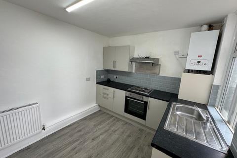1 bedroom flat to rent, Station Road, Wesham, Lancashire, PR4