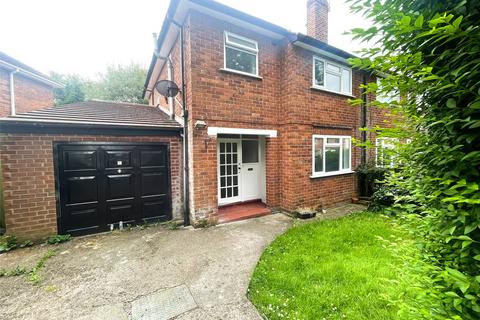 3 bedroom semi-detached house to rent, The Nook, Chester CH2