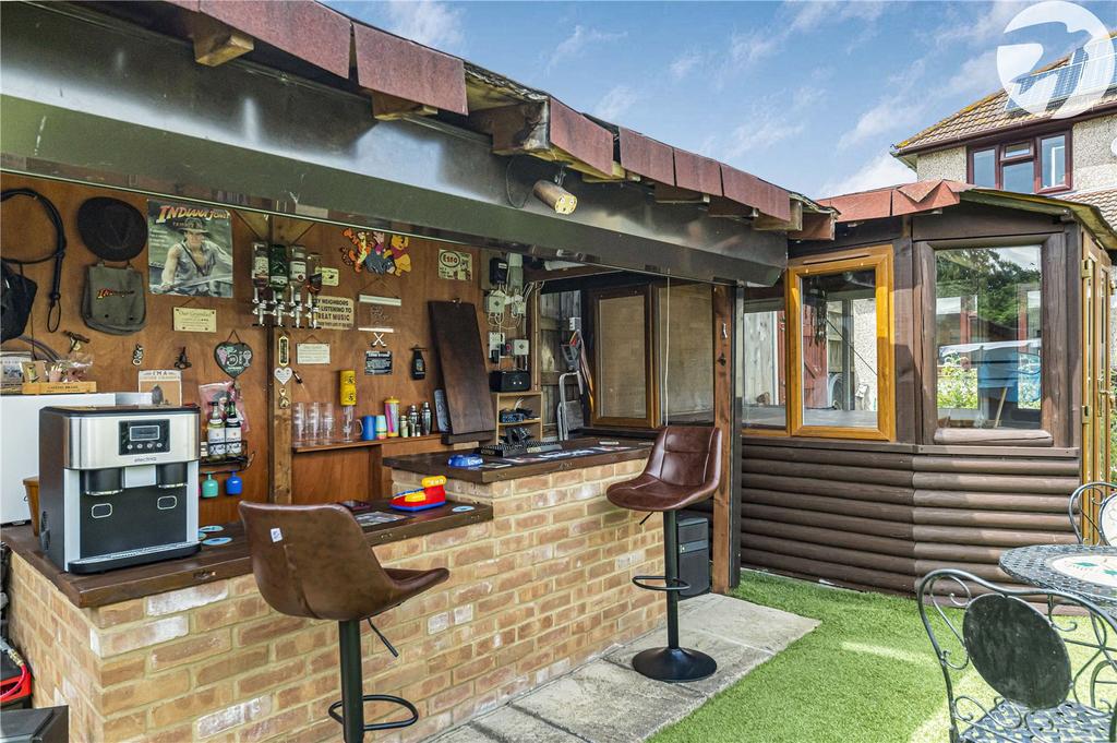 Garden Bar