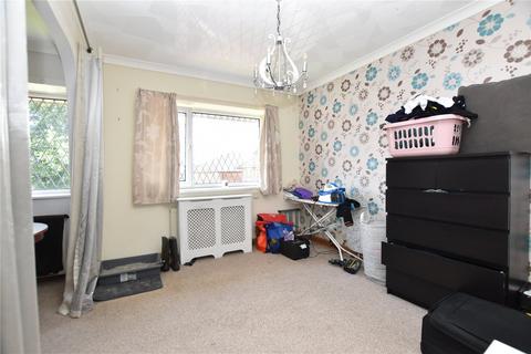 1 bedroom apartment for sale, Ingle Avenue, Morley, Leeds, West Yorkshire