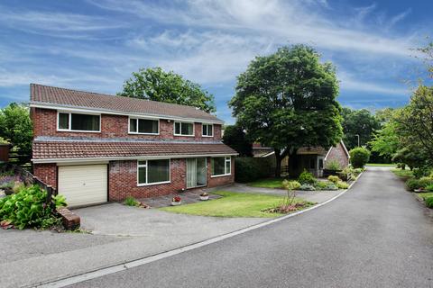 5 bedroom detached house for sale, Tonteg, Pontypridd CF38