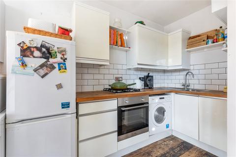 2 bedroom apartment to rent, Palace Road, London, SW2