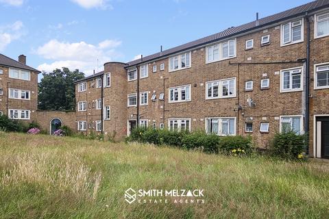 2 bedroom flat for sale, Newland Court, Forty Avenue, Wembley, Greater London, HA9