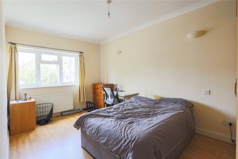 3 bedroom maisonette to rent, Montana Road, Tooting, London, SW17