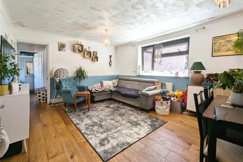 40 Macarthur Crescent, Southampton, SO18 4SL