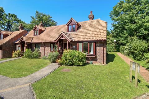 2 bedroom retirement property for sale, Oaklea Way, Uckfield, East Sussex, TN22