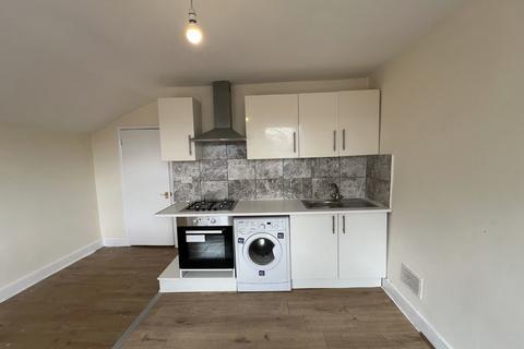 1 bedroom flat to rent, Portland Road, South Norwood, SE25