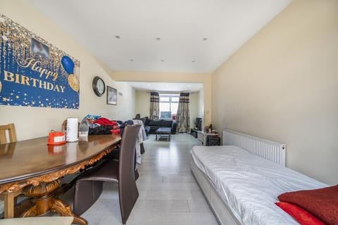 4 bedroom terraced house for sale, Raliegh Road, Southall, UB2