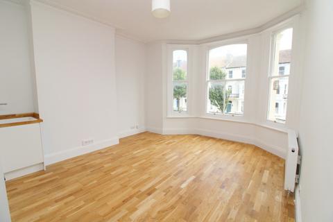 3 bedroom apartment for sale, Westbourne Villas, Hove,