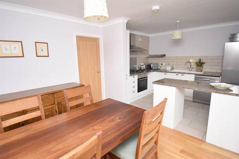 88 Northwood Road, Whitstable, CT5 2EZ