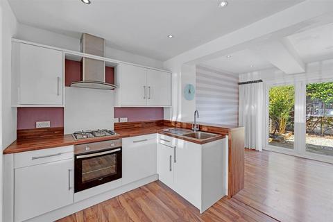 3 bedroom property for sale, Rugby Road, Dagenham, Essex