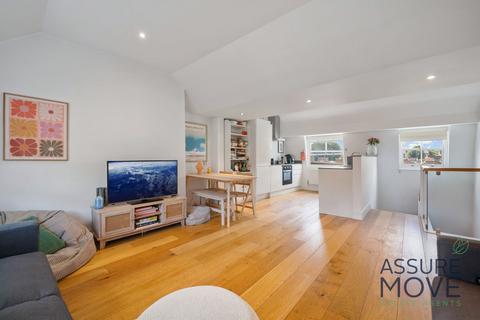 2 bedroom apartment to rent, Upper Street, London, N1