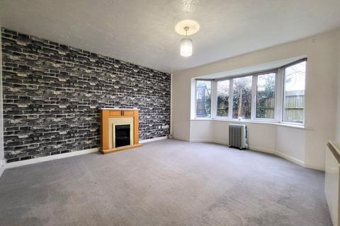 2 bedroom flat to rent, Knightsbridge Court, Langley, SL3