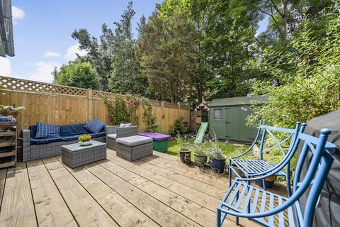 4 bedroom terraced house for sale, Sandringham Avenue, Wimbledon