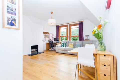 2 bedroom flat to rent, Dalling Road, London, W6