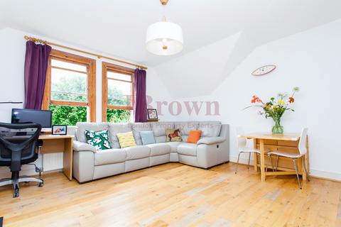 2 bedroom flat to rent, Dalling Road, London, W6