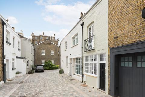 2 bedroom terraced house to rent, Eaton Terrace Mews, London, SW1W