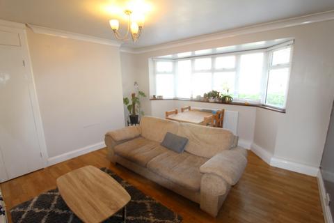 2 bedroom flat to rent, Kimberley Drive, Sidcup DA14