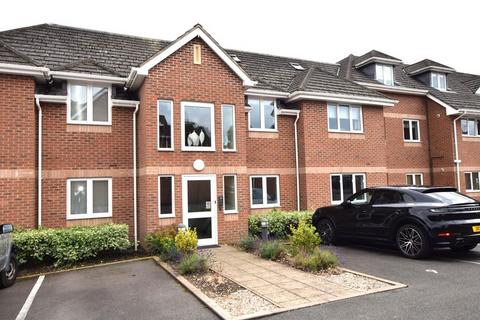 2 bedroom apartment for sale, Cedar Court, Ward Close