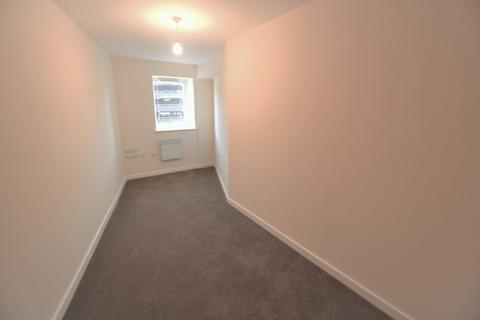 2 bedroom apartment to rent, Crecy Court, Leicester LE1