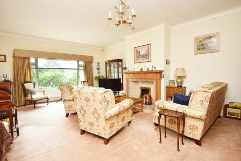 5 bedroom detached bungalow for sale, Rossett Beck Close, Harrogate