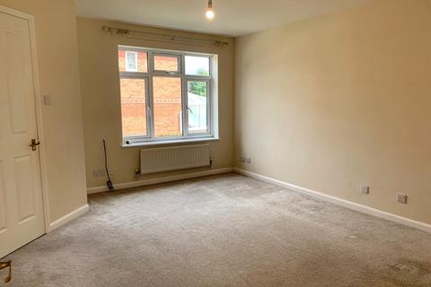 8 Biddington Way, Honiton, EX14 2GU