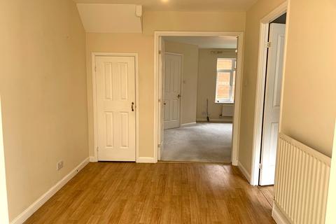 8 Biddington Way, Honiton, EX14 2GU