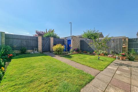 3 bedroom terraced house for sale, Parkside, Haverhill