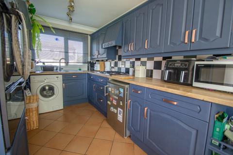 3 bedroom terraced house for sale, Parkside, Haverhill