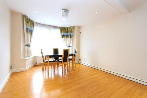 3 bedroom semi-detached house to rent, Ladycroft Walk, Stanmore, HA7