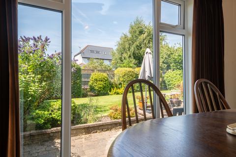 17 Rushley Close, Sheffield, S17 3EG