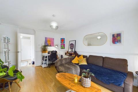 undefined, John Roll Way, London